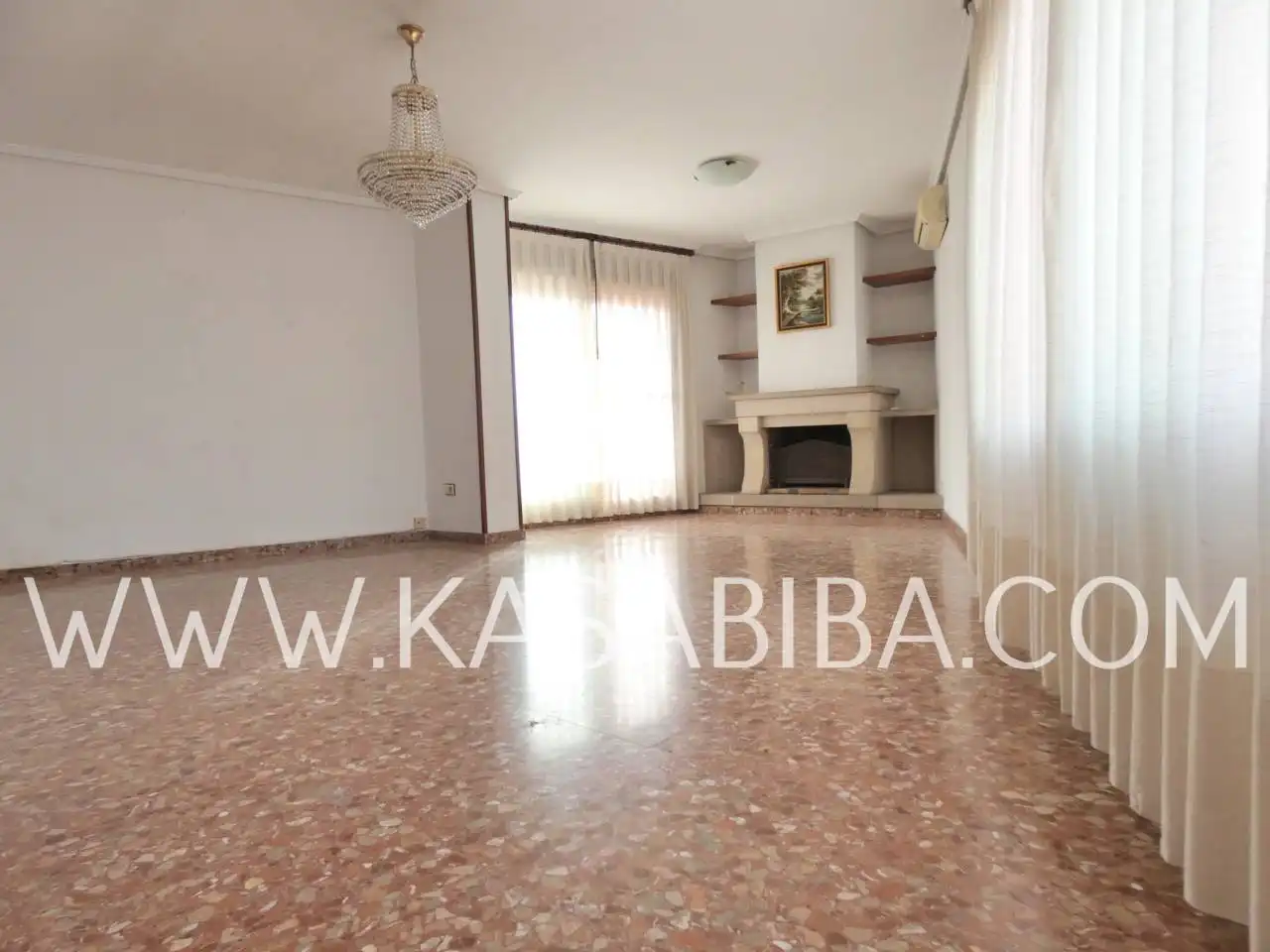 Sala d'estar de Àtic en venda en Llíria amb Aire condicionat i Terrassa