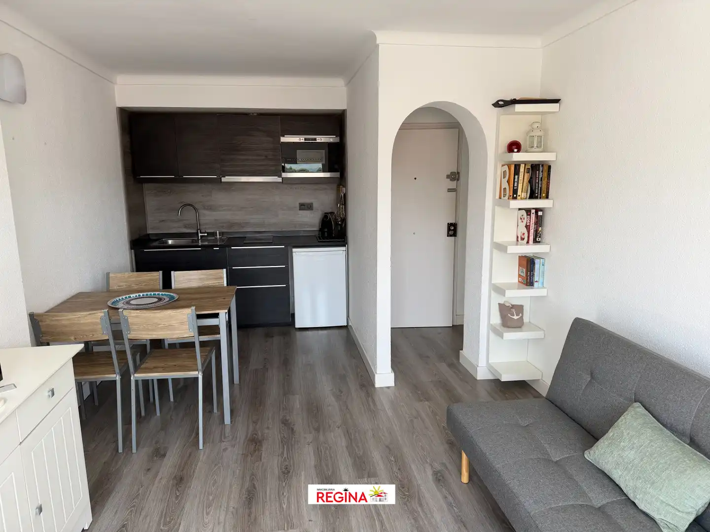 Apartamento con terraza en venta en Avinguda Riells, imagen 4