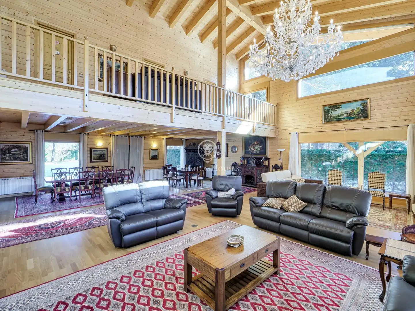 Sala d'estar de Casa o xalet en venda en Alp amb Calefacció, Jardí privat i Parquet