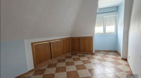 Foto 2 de Dúplex en venta en Valmojado, Toledo