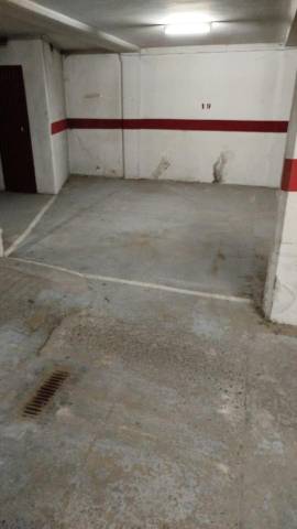 Garaje en Alquiler en Carrer Príncep de Viana en Príncep de Viana - Clot -Xalets Humbert Torres