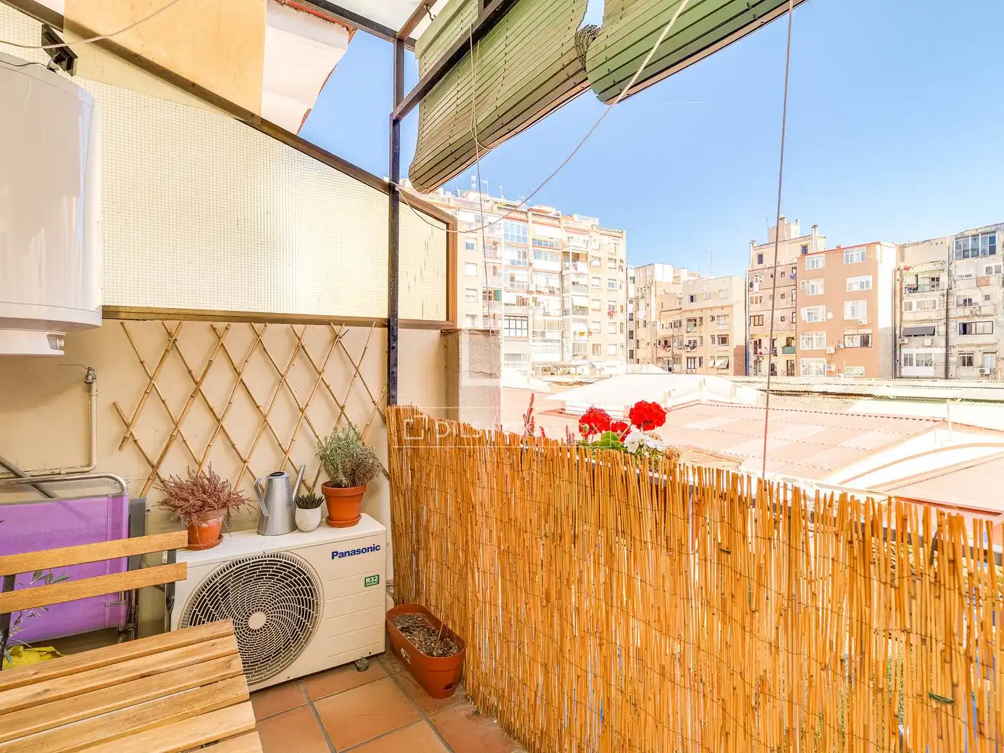 Terrassa de Pis en venda en Barcelona amb Aire condicionat, Calefacció i Balcó