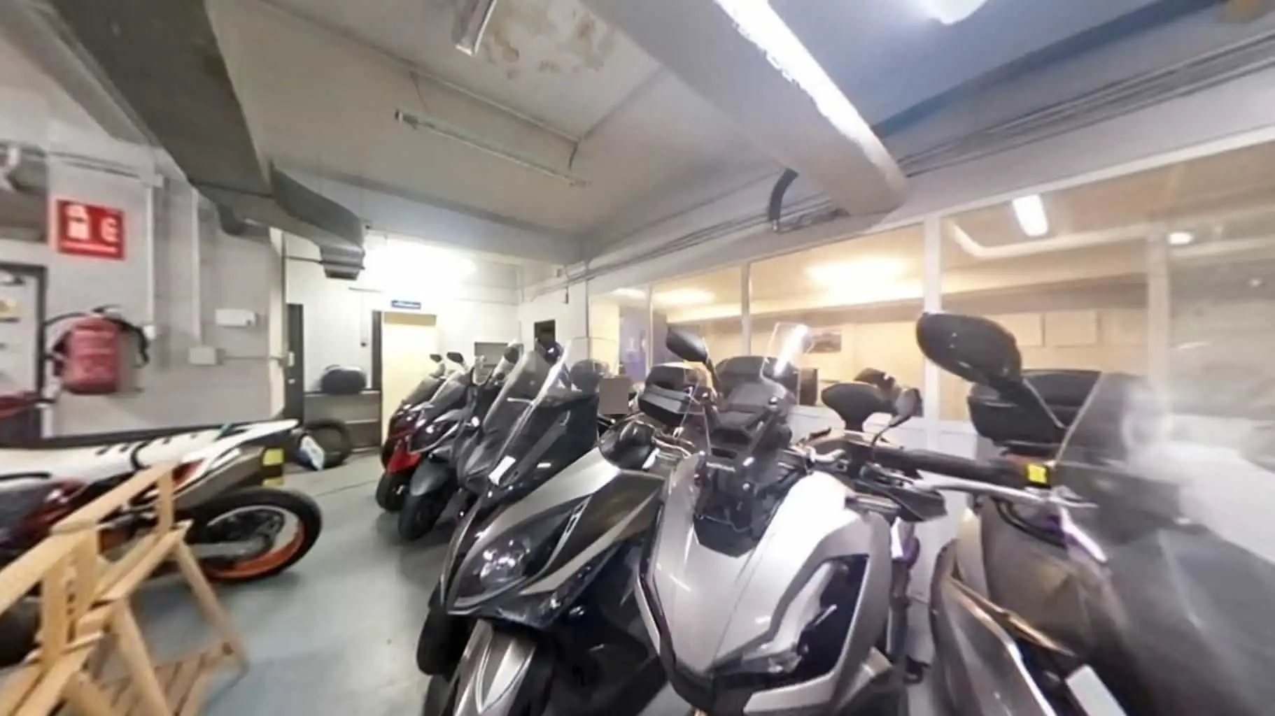 Business premises to rent in Avenida del General Perón 3, imagen 25