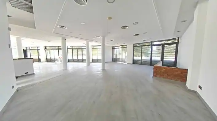 Business premises for sale in Carrer Canudas