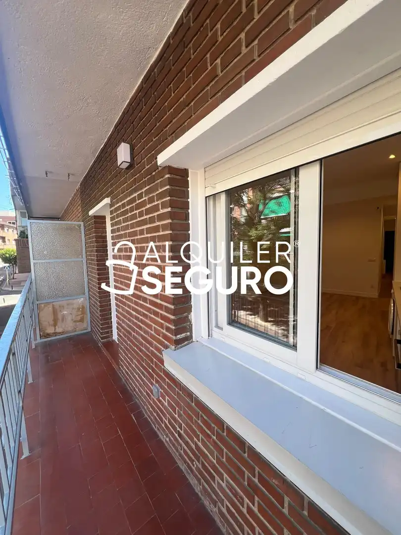 Vista exterior de Piso de alquiler en Alcobendas con Aire acondicionado, Calefacción y Terraza