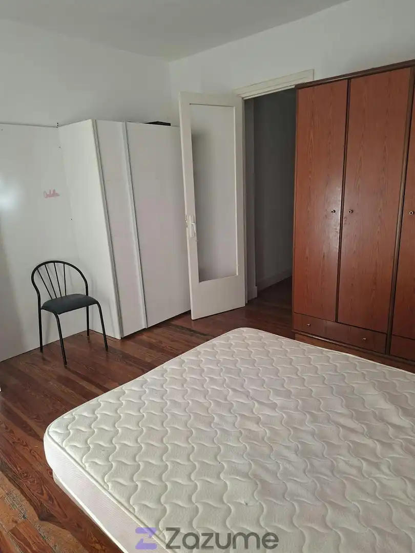Habitación de Apartamento de alquiler en Hernani con Horno, Lavadora y Microondas