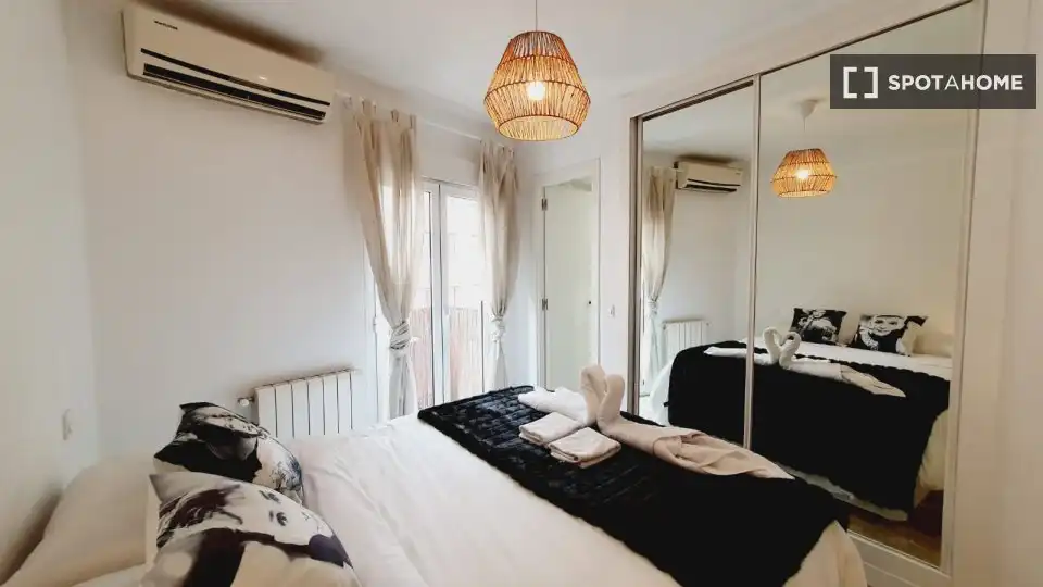 Fotografía del inmueble reportado: 1.295 €/mes — Valdeacederas, Madrid