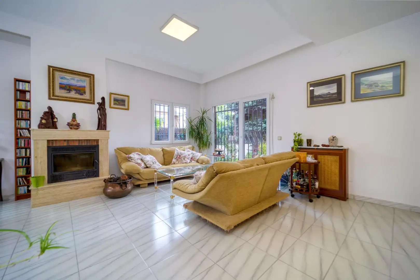 Sala de estar de Casa adosada en venta en Madrid con Calefacción y Jardín privado