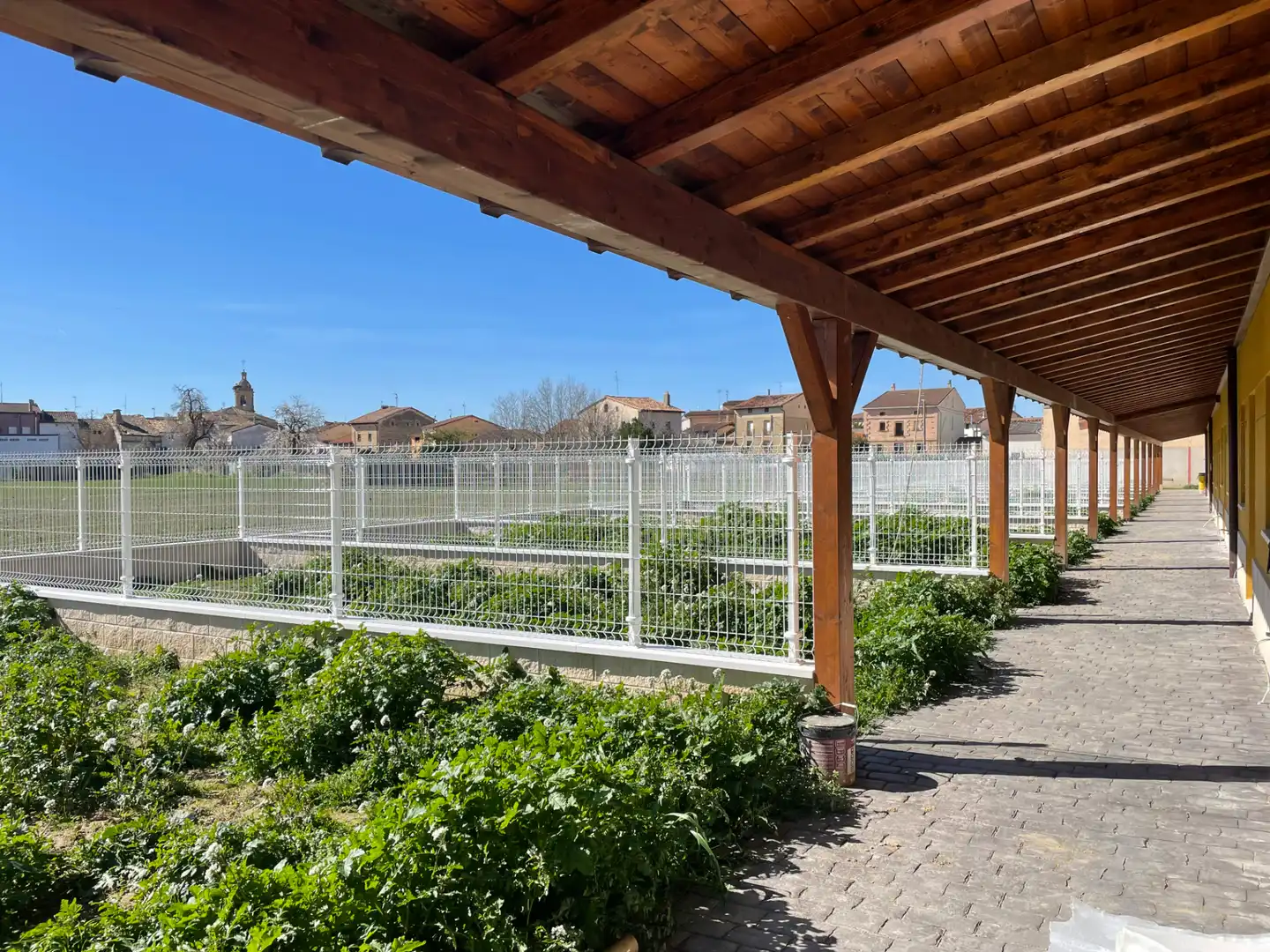 Terrassa de Casa adosada en venda en Herramélluri amb Calefacció i Jardí privat