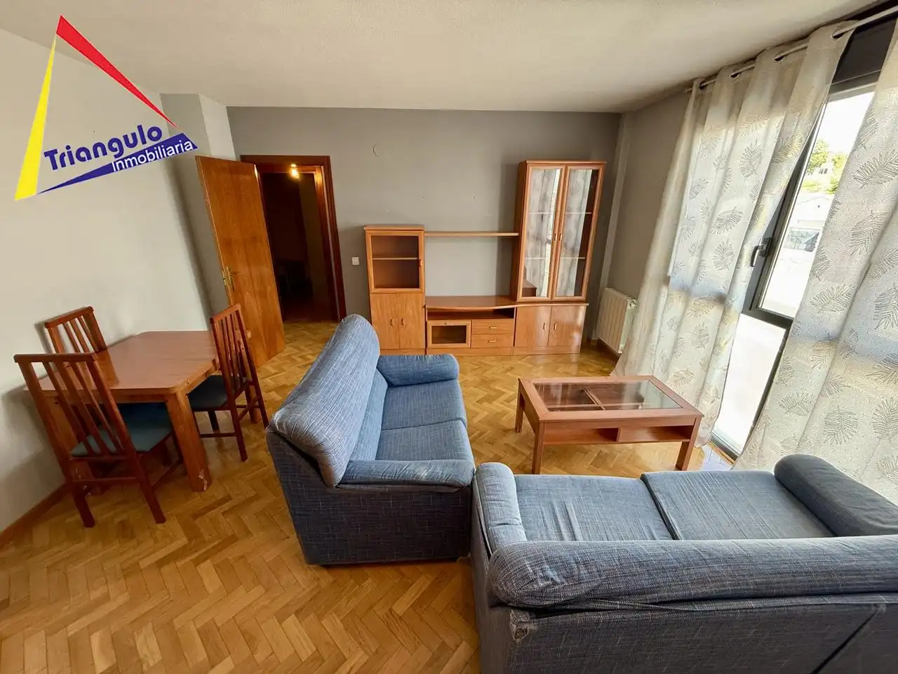 Wohnzimmer von Wohnung zur Miete in La Lastrilla  mit Heizung und Möbliert