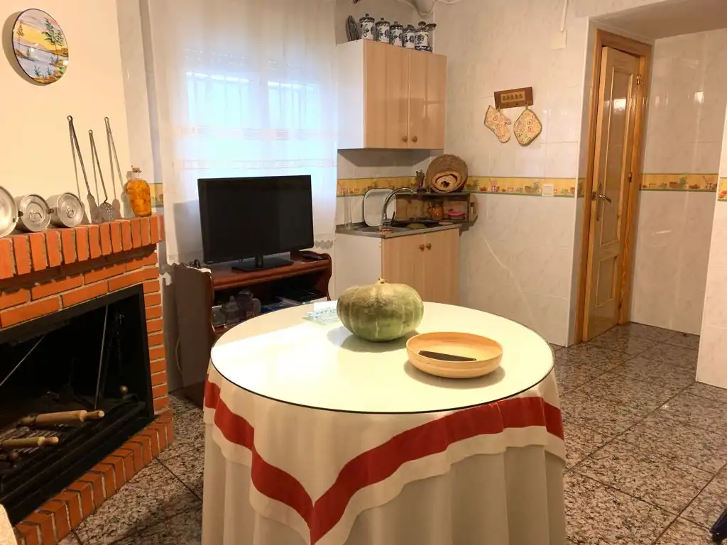 Cuina de Casa o xalet en venda en Baza amb Moblat