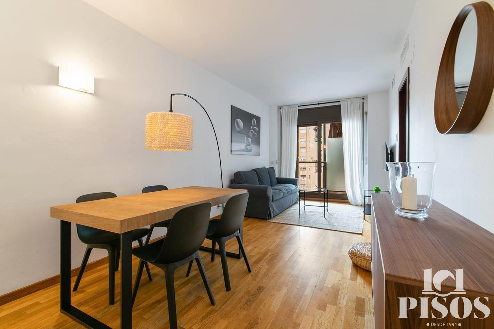 Sala de estar de Ático en venta en  Barcelona Capital con Aire acondicionado, Calefacción y Terraza