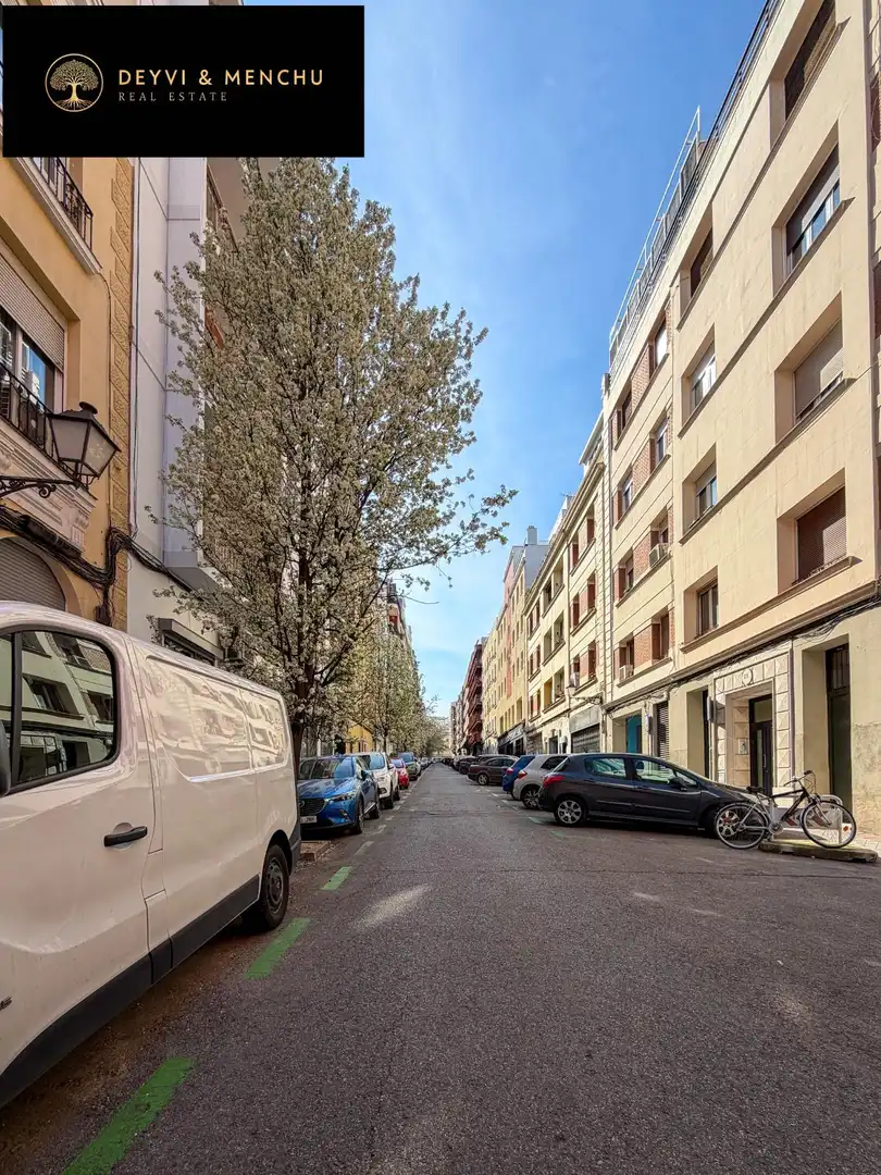Vista exterior de Pis en venda en Madrid amb Aire condicionat, Calefacció i Moblat