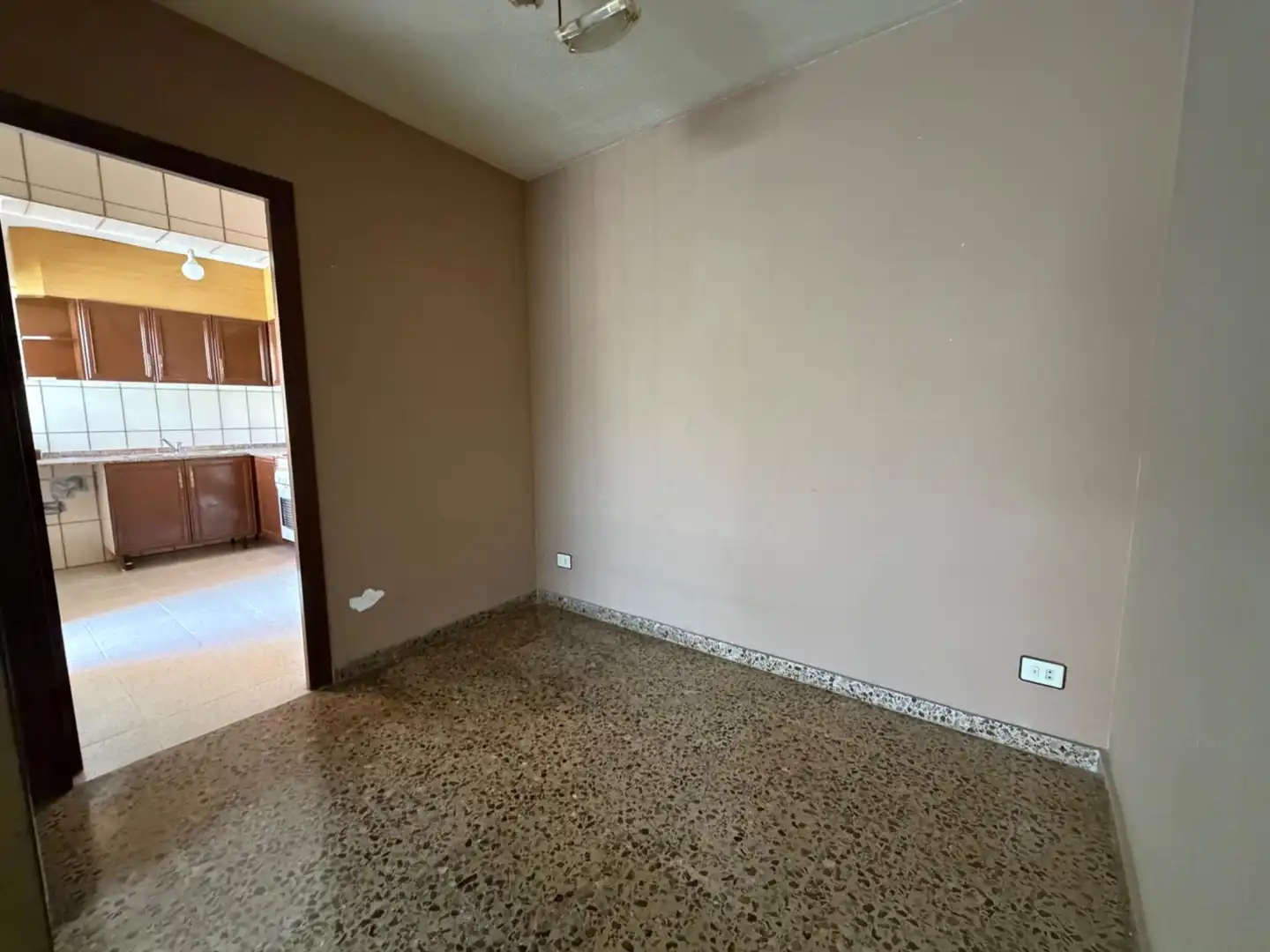 Casa adosada en venda en Casinos amb Terrassa, Traster i Balcó