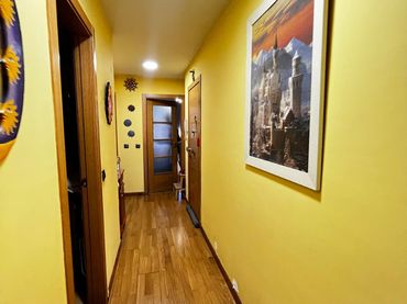 Piso con balcón en venta en Calle Manuel de Falla