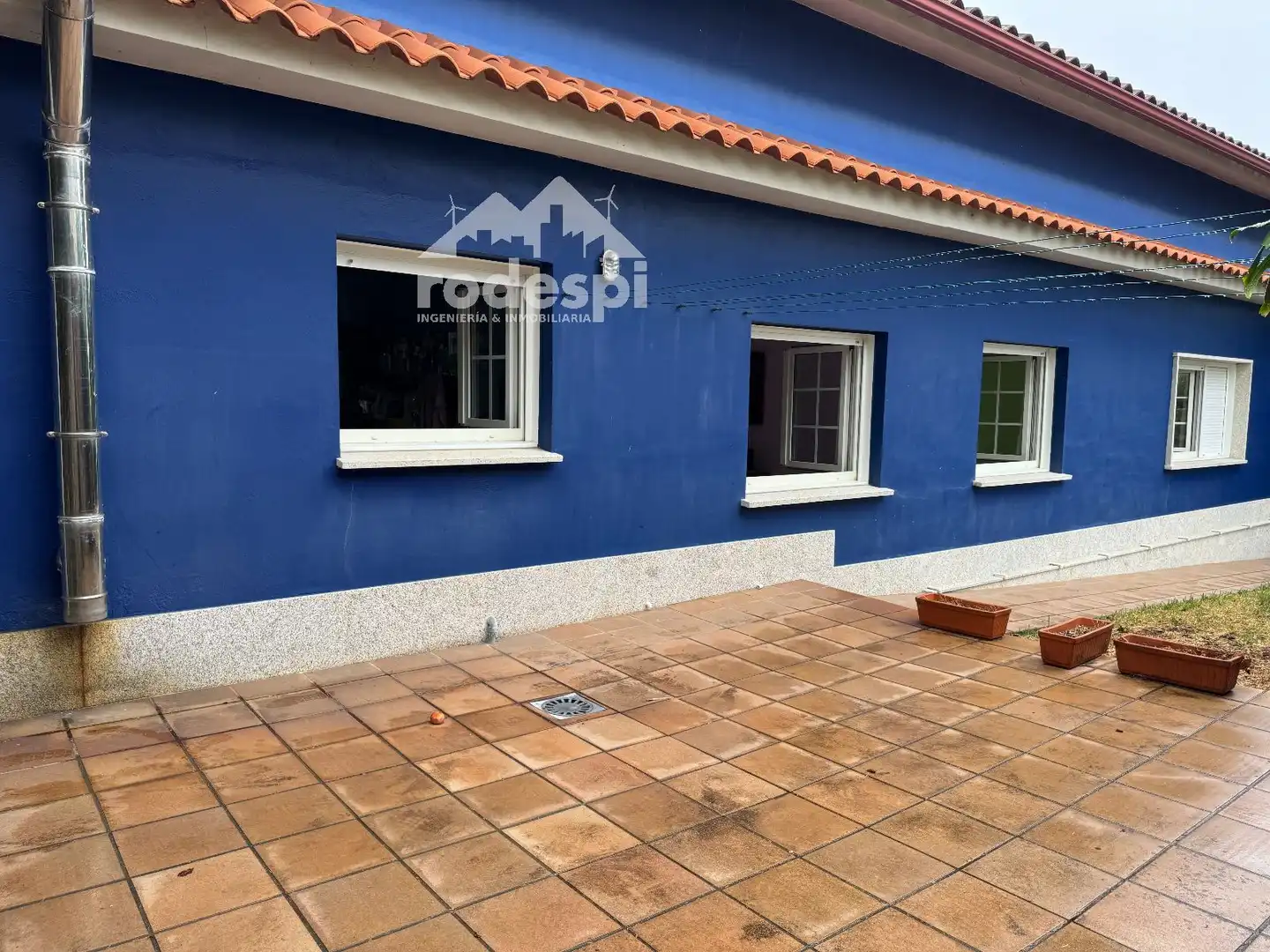 Außenansicht von Haus oder Chalet zum Verkauf in Sanxenxo mit Heizung, Abstellraum und Möbliert