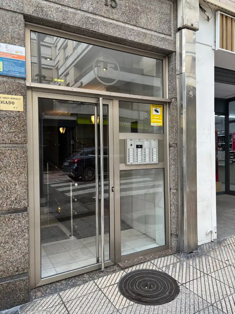 Wohnung zur Miete in Oviedo  mit Heizung, Parkett und Möbliert