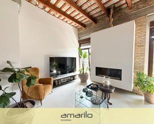 Sala d'estar de Dúplex de lloguer en  Valencia Capital amb Aire condicionat, Calefacció i Moblat