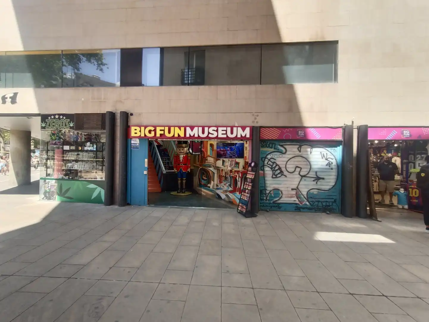 Oficina en venta en Barcelona - Calle La Rambla, Barri Gòtic