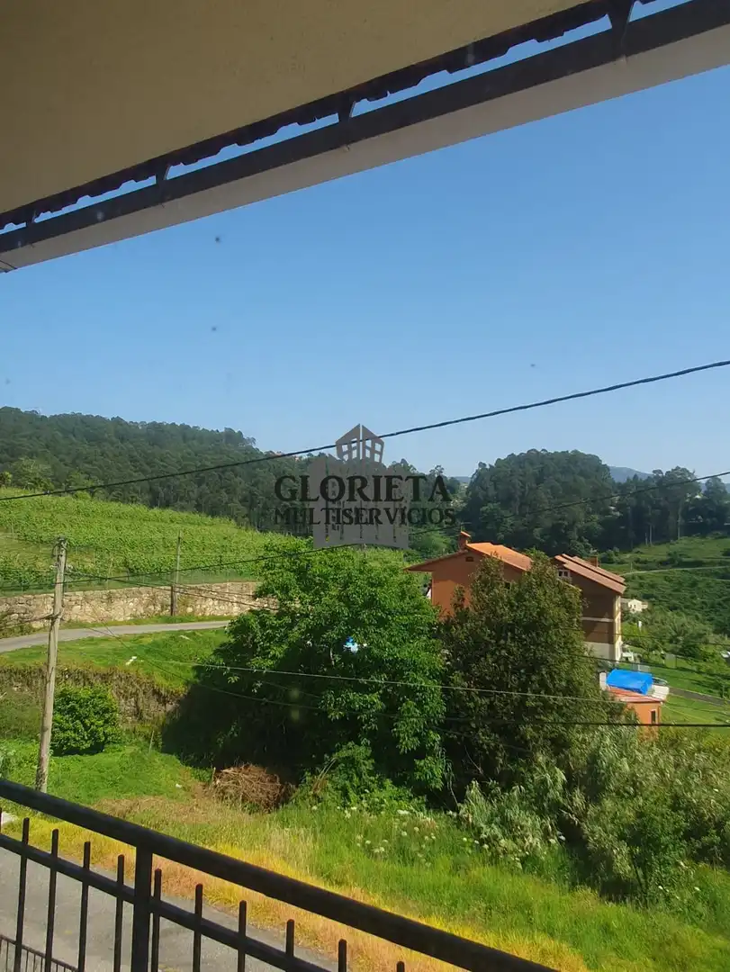 Wohnung zum Verkauf in Gondomar mit Heizung, Terrasse und Abstellraum