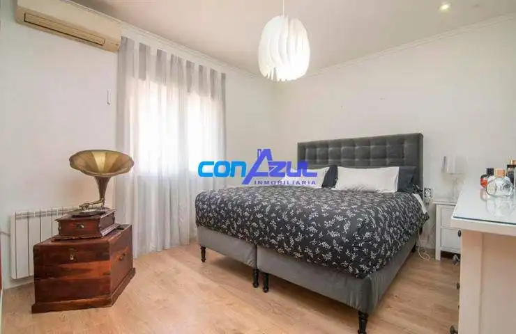 Dormitori de Casa o xalet en venda en Elche / Elx amb Jardí privat, Terrassa i Piscina