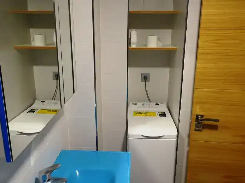 Bathroom of Flat for rent in Gijón 