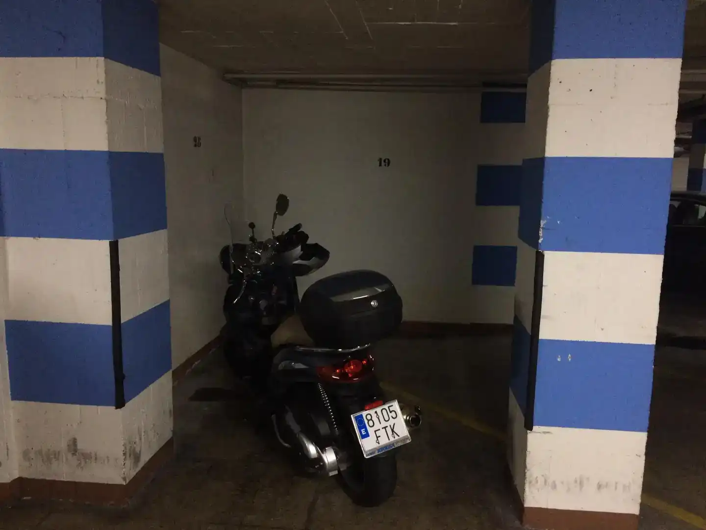 Parkplatz von Garage zur Miete in Sevilla