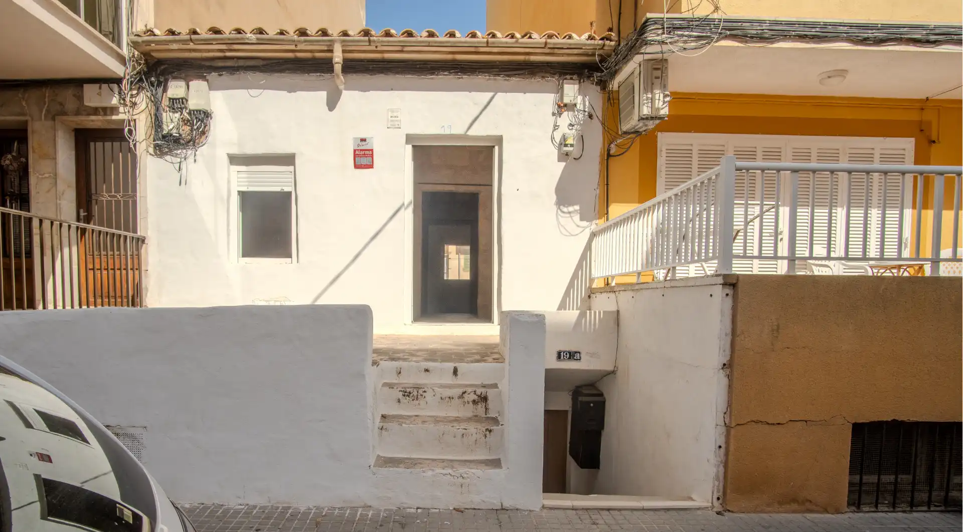 Vista exterior de Casa adosada en venda en  Palma de Mallorca amb Jardí privat i Terrassa