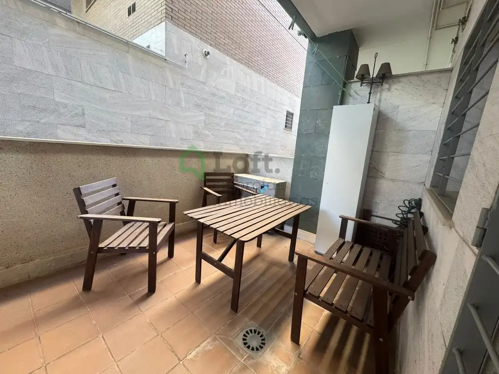 Apartamento con ascensor en venta en Maria Auxiliadora - Barriada de Llera