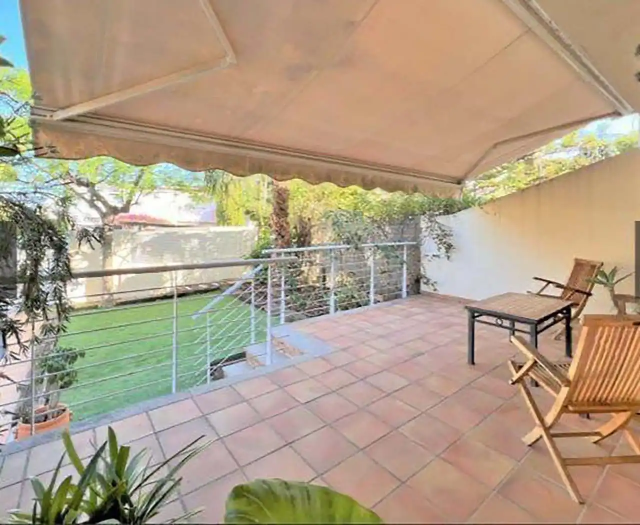 Terraza de Casa o chalet de alquiler en Benicasim / Benicàssim con Aire acondicionado, Calefacción y Jardín privado