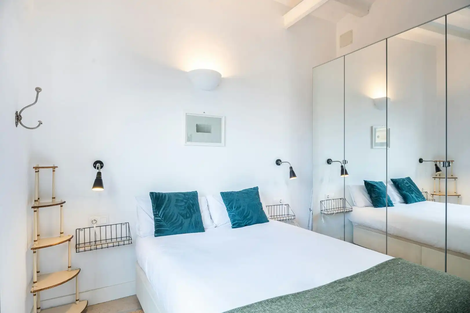 Bedroom of Flat for rent in Barcelona  with Air Conditioner, Heating and Furnished