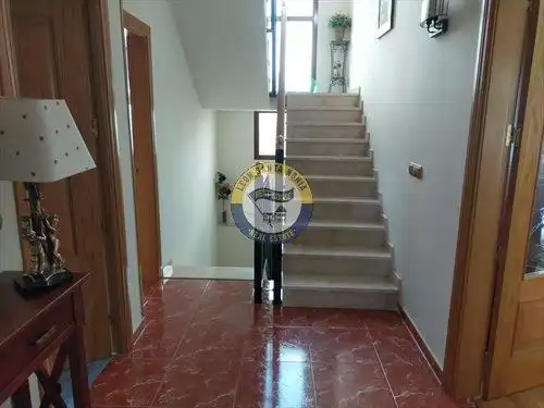 Houses for sale in Santovenia de la Valdoncina  with Heating, Terrace and Furnished