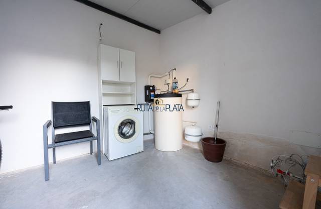 Casa adosada en Venta en Calle Olmos, 15 en Roales