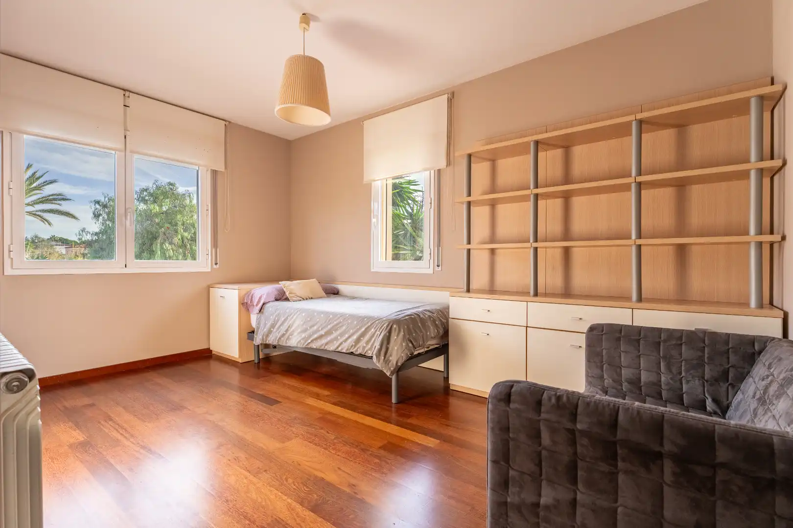 Schlafzimmer von Haus oder Chalet zum Verkauf in Reus mit Privatgarten, Parkett und Schwimmbad