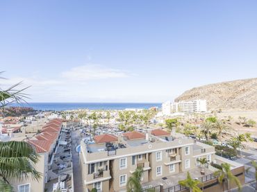 Dúplex con piscina en venta en Avenida el Palm-Mar Edificio Los Balandros 33