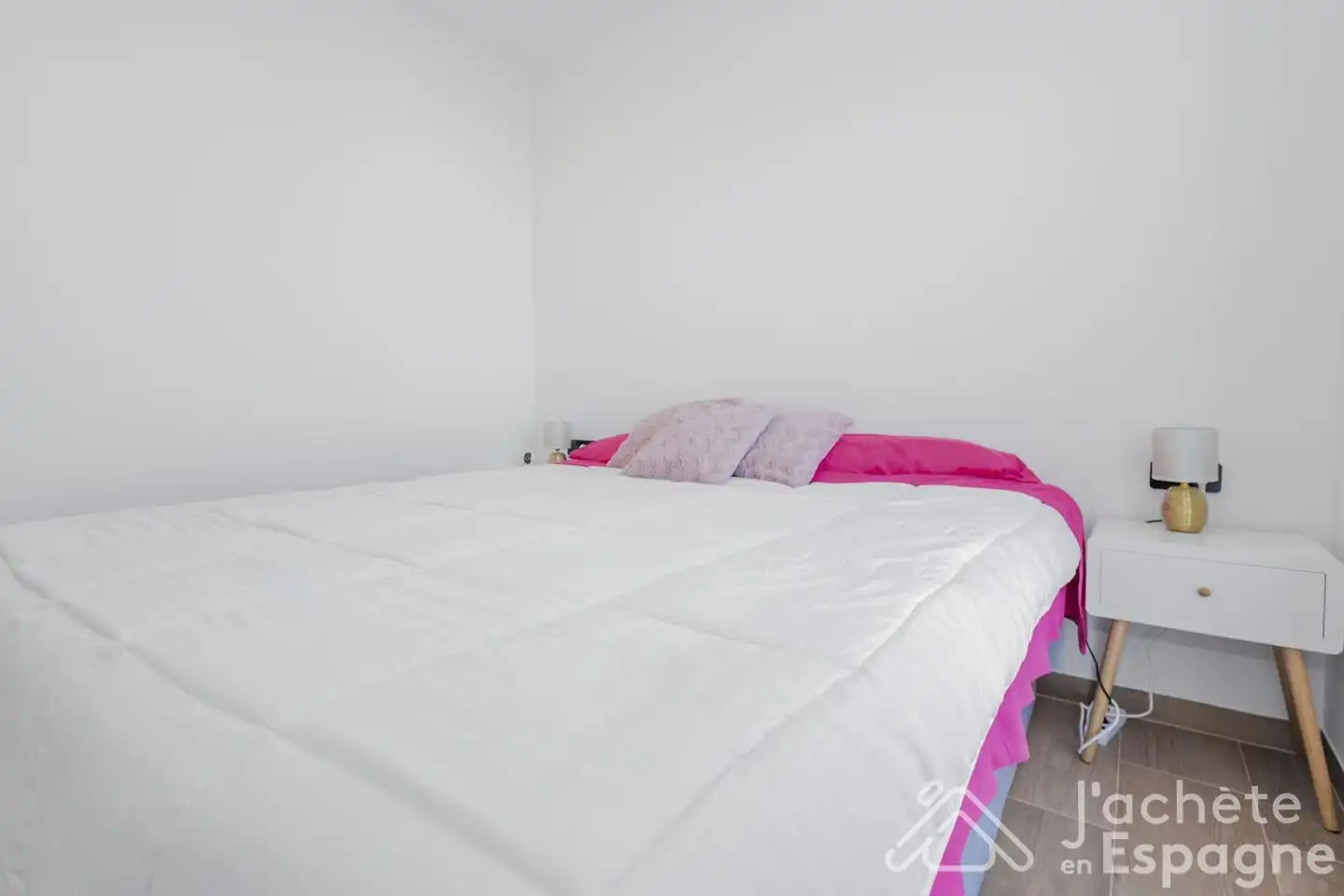 Habitación de Piso en venta en Torrevieja con Aire acondicionado y Terraza