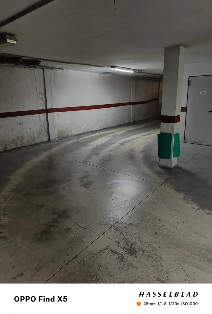 Garatge de lloguer a Avinguda de l'Alfinach, 16, Zona Alta