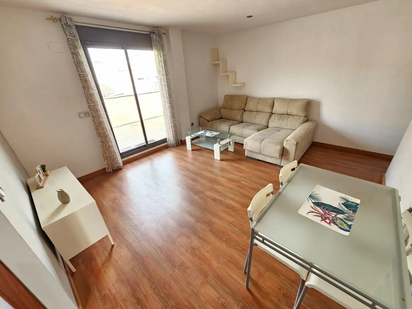 Sala de estar de Ático en venta en Armilla con Aire acondicionado, Calefacción y Parquet