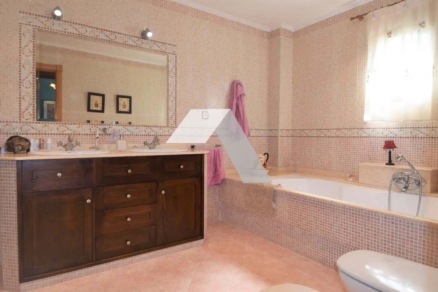 Houses for sale in Villamontes - Boqueres