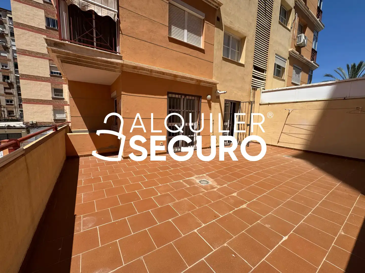 Außenansicht von Wohnung zur Miete in Málaga mit Terrasse