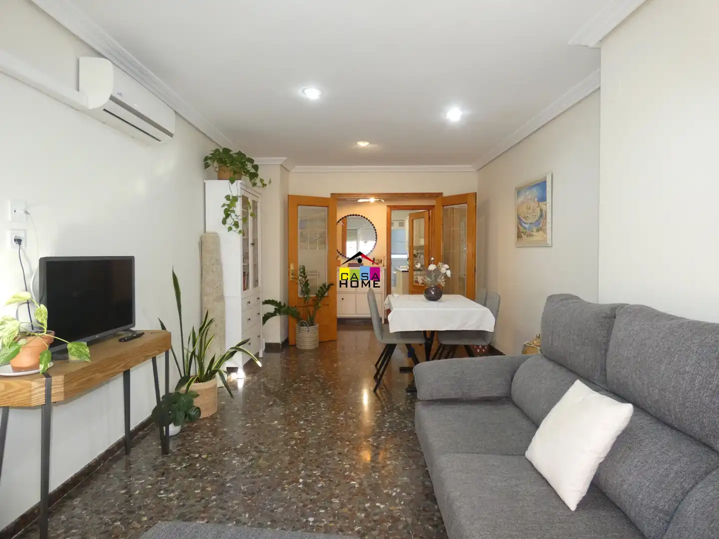 Piso con terraza en venta en El Grao