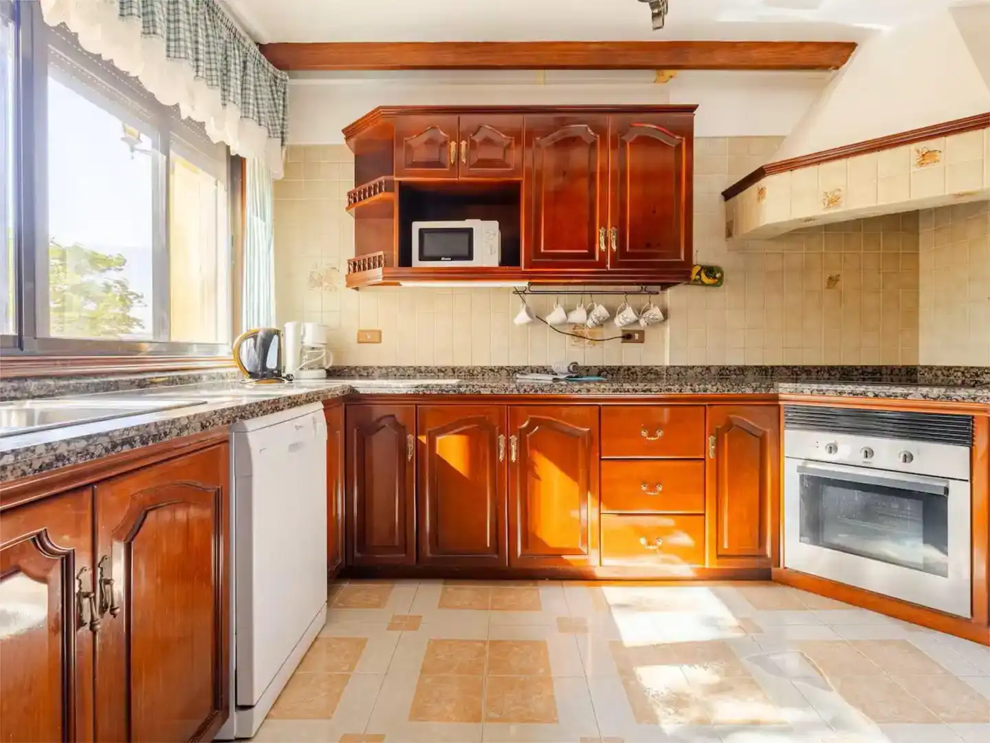Kitchen of Houses for rent in Güímar  with Private garden, Parquet flooring and Swimming Pool