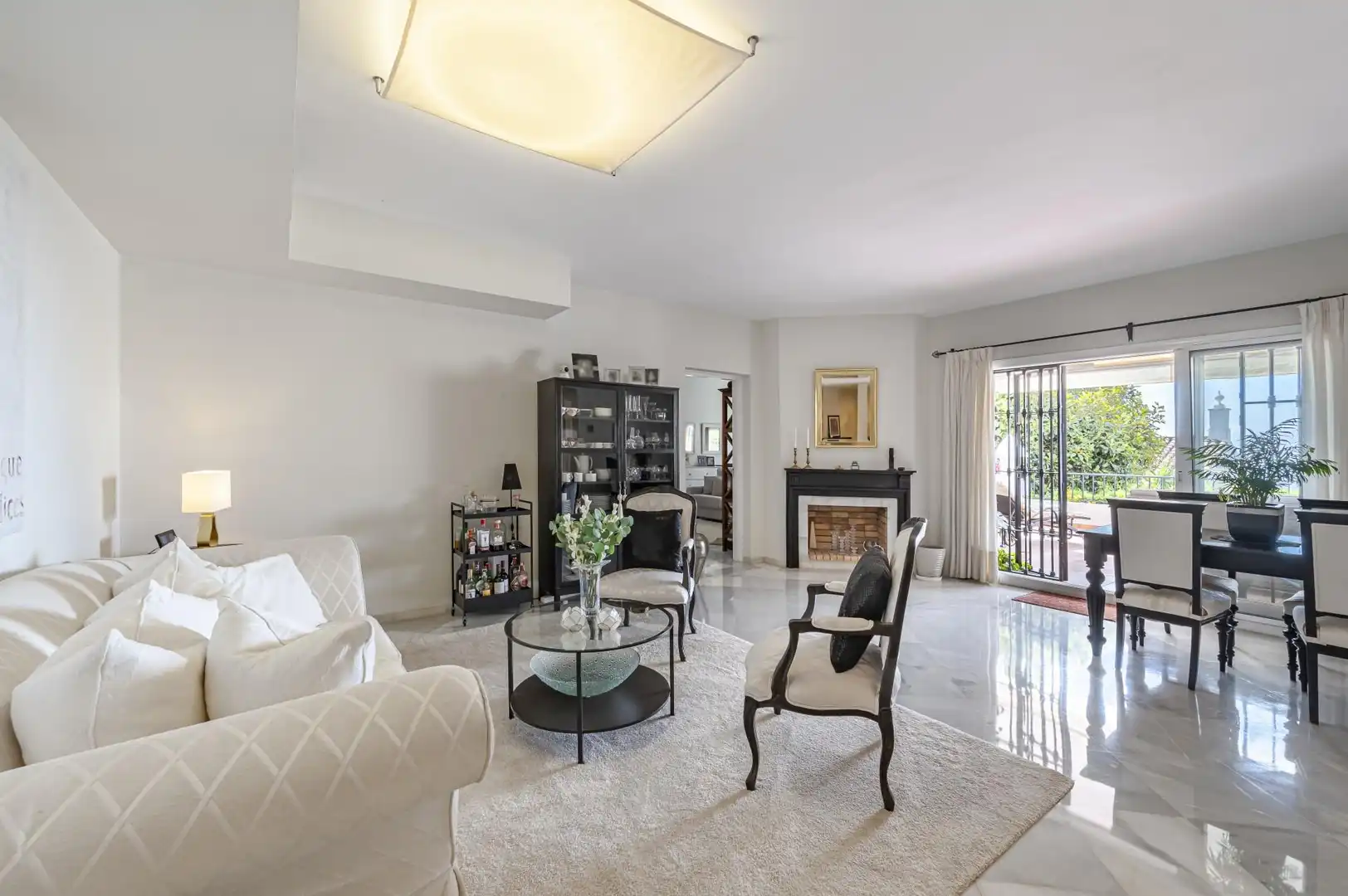 Apartament amb piscina en venda a Benahavís pueblo, imagen 34