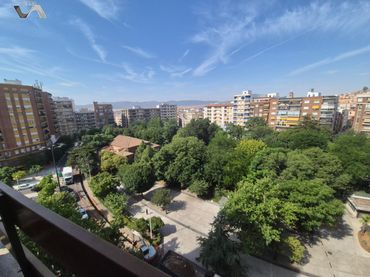 Wohnung mit Balkon zum Verkauf in Paseo de San Gregorio 4