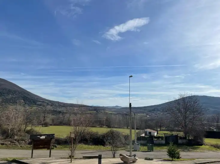 Casa o xalet en venda en Valdepiélago amb Calefacció i Jardí privat