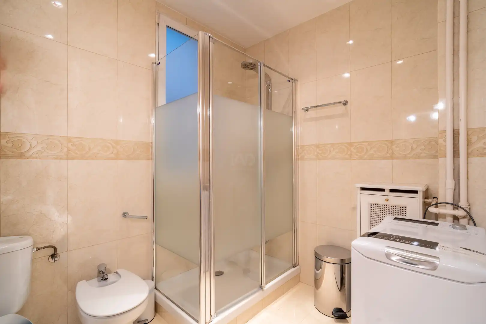 Baño de Piso en venta en Madrid con Calefacción y Terraza