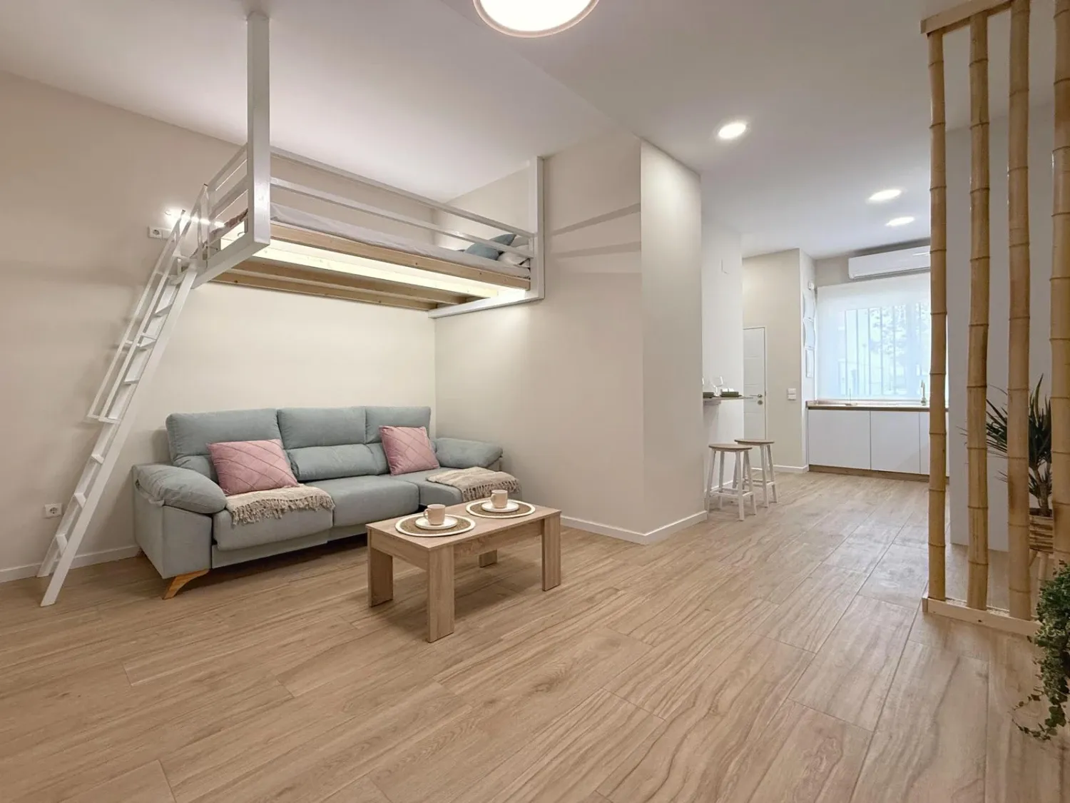 Living room of Apartment for sale in  Murcia Capital  with Air Conditioner, Heating and Furnished