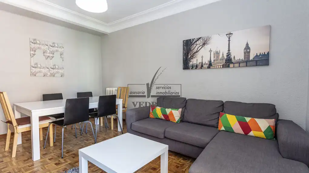 Sala de estar de Piso de alquiler en Zaragoza con Calefacción, Terraza y Horno