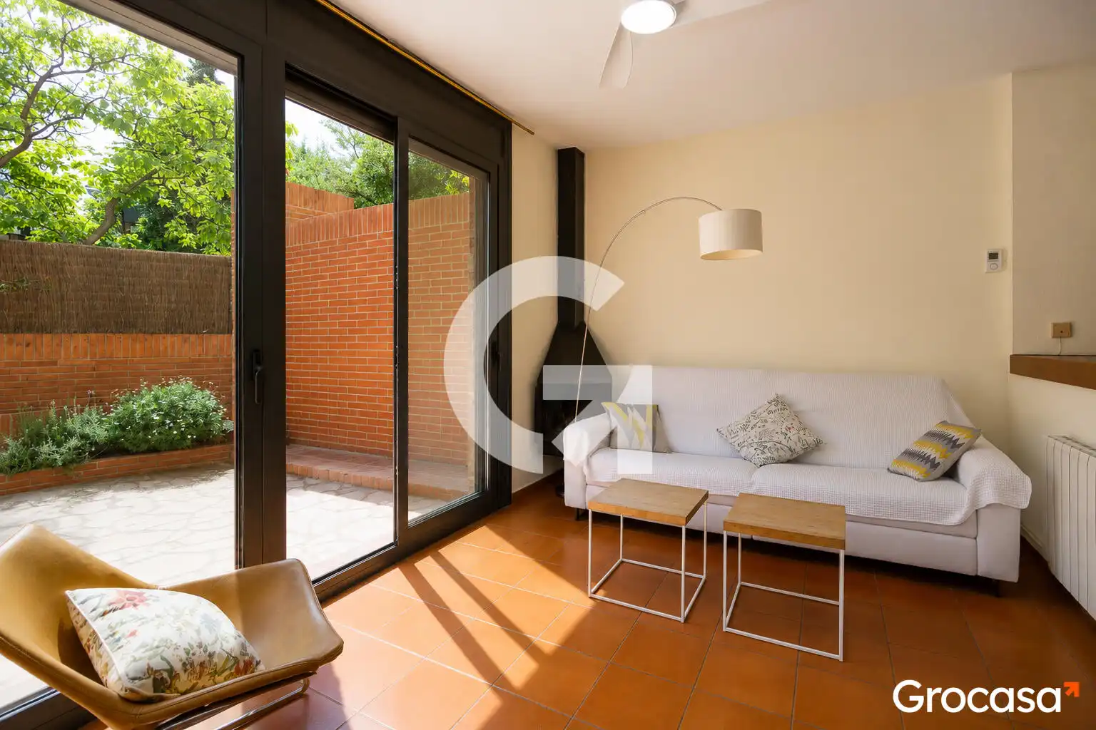 Sala de estar de Dúplex en venta en Barcelona con Aire acondicionado, Calefacción y Jardín privado
