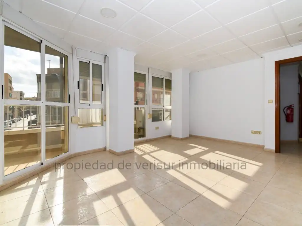 Office for rent in Casco Antiguo